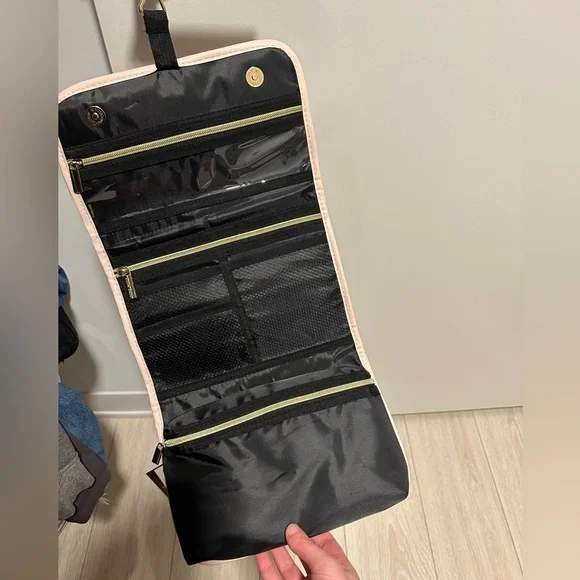 NWT NINE WEST Hanging Travel Organizer - Picture 4 of 7